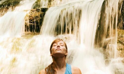 Retiros de yoga encontrarte en plena naturaleza  