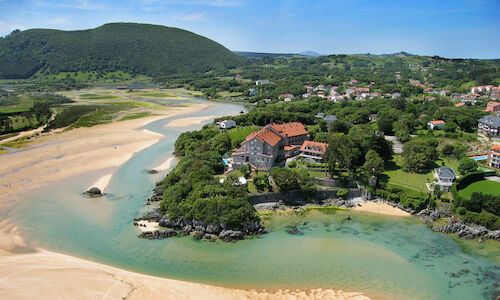 Ecoturismo en Ecoparque Trasmiera y Playas de Isla 